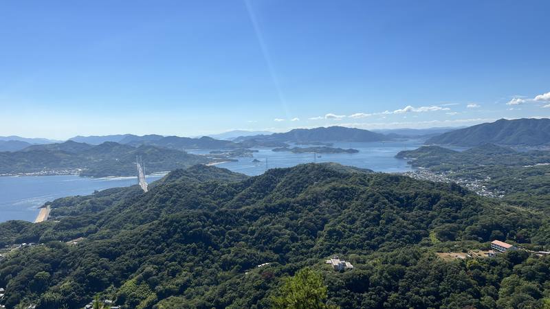 高見山展望台から望む瀬戸内の多島美